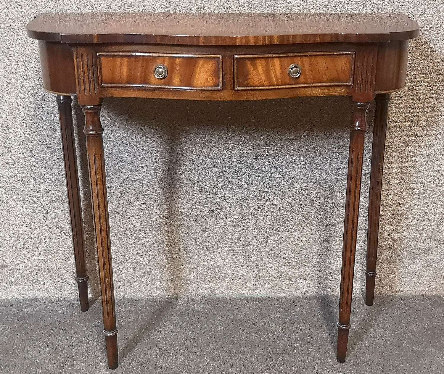 Mahogany Serpentine Hall Table - Reprodux Bevan Funnell V501