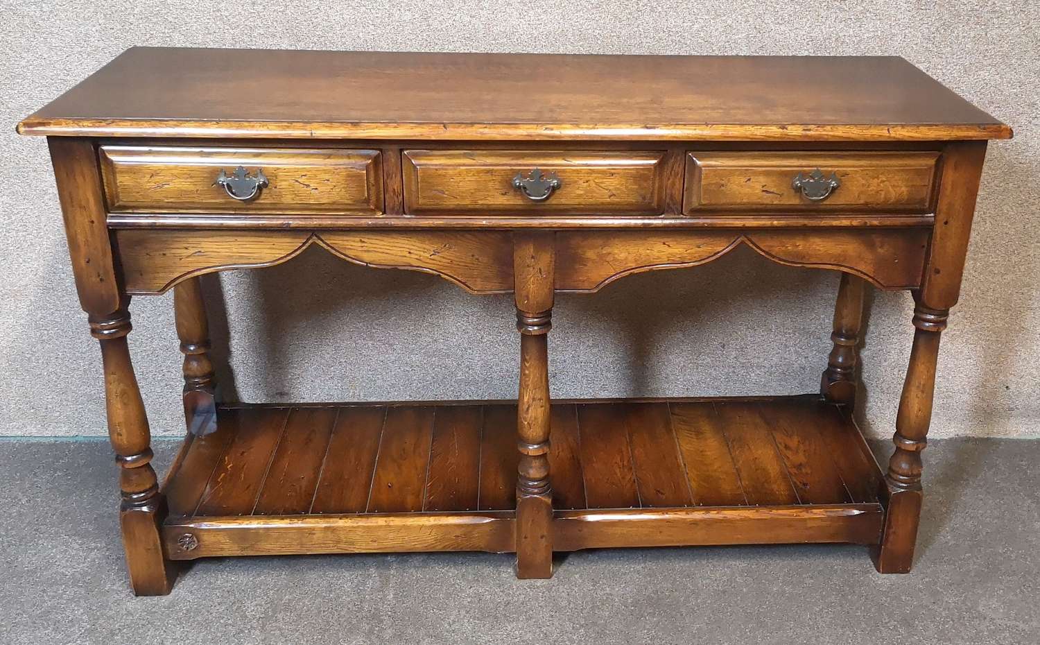 Oak Period Style Dresser Base - Royal Oak Furniture