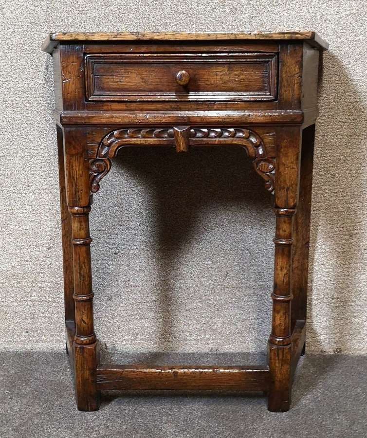 Titchmarsh & Goodwin Carved Oak Hall Table RL90