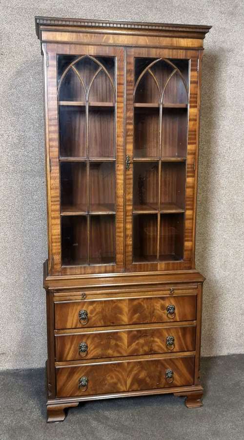 Reprodux Bevan Funnell Bookcase / Cabinet on Chest