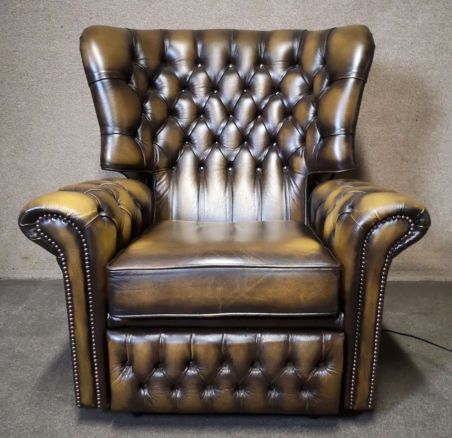 Leather Chesterfield Reclining Armchair - Saxon Furniture, Antique Gol