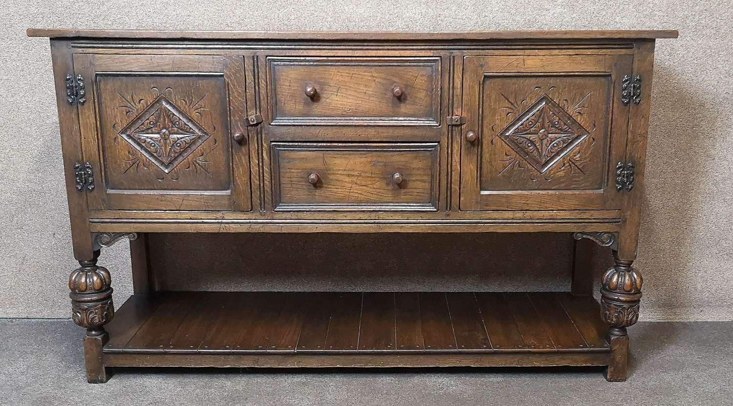 Good Quality Carved Oak Dresser Base / Sideboard Period Features