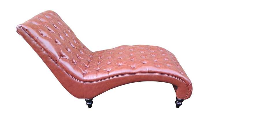 Brown Leather Chesterfield Chaise Longue / Daybed